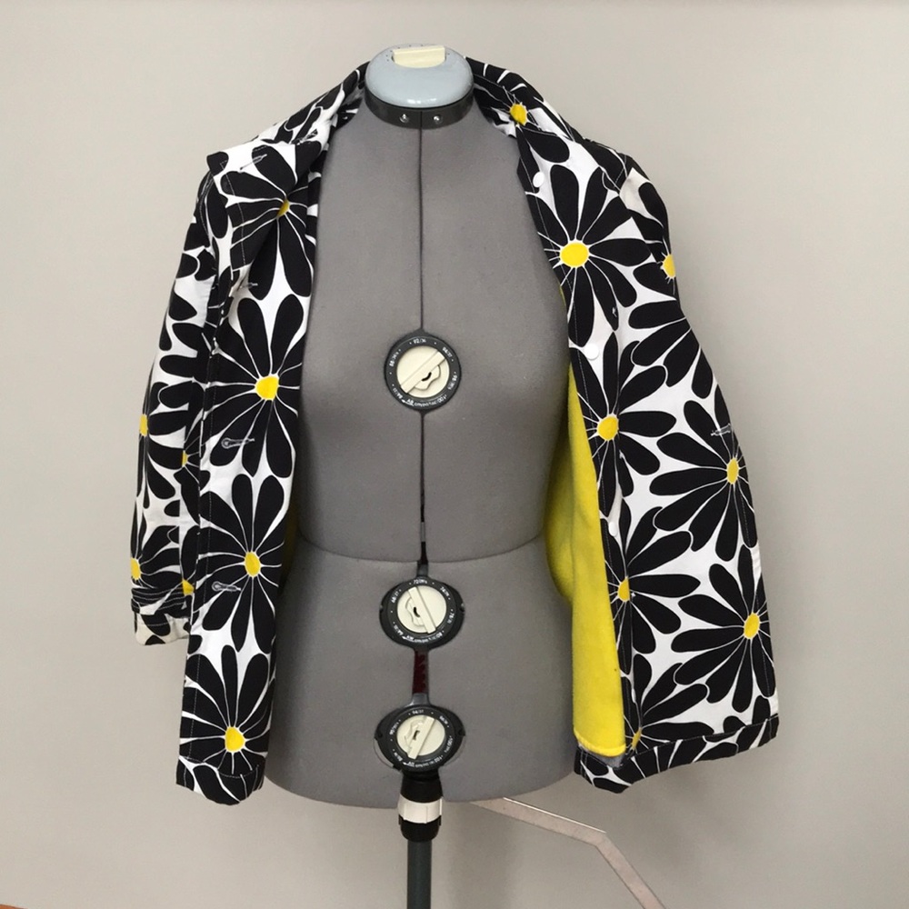 GAP Girls Daisy Waterproof Coat w/detachable fleece lining - Picture 7 of 8